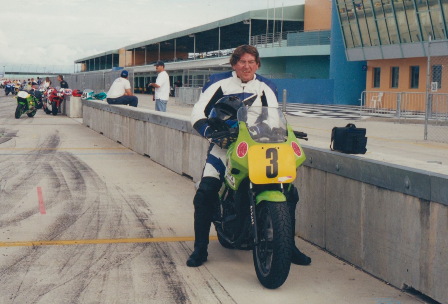 Obituary of Robert Ernest Seymour