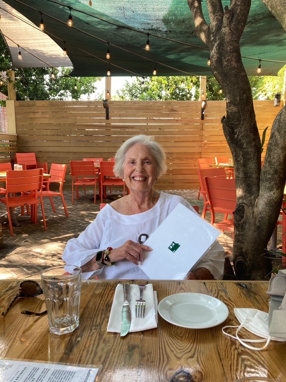 Obituary of Ann Queen