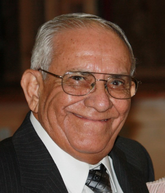 Obituario de Robert G. Martinez