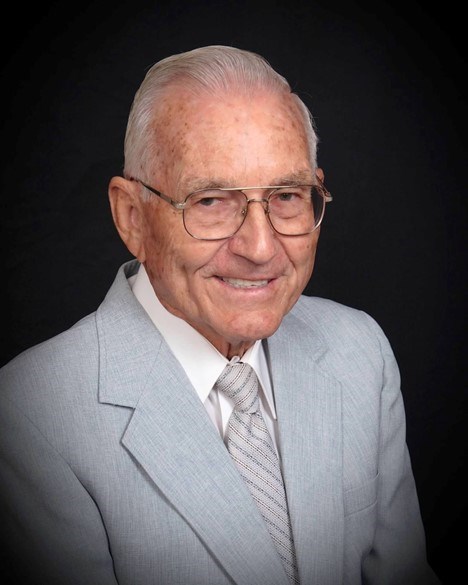 Obituary of Howard "Bud" O. Wallis