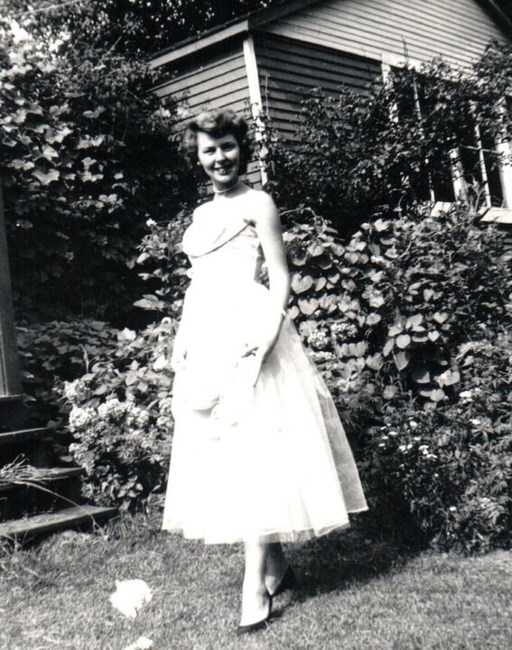 Avis de décès de Rose Marie Creally Woods