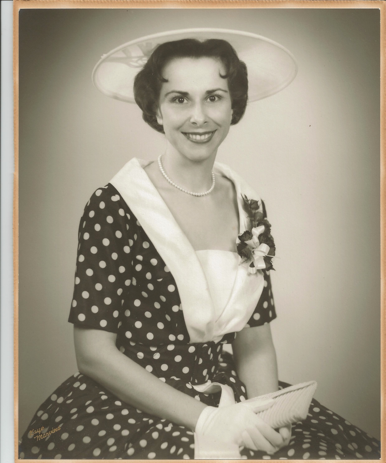 Obituary of Anne Marie Slors La More