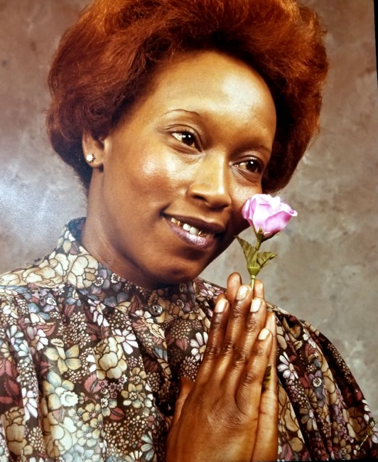 Obituario de Reba Mae Hartfield