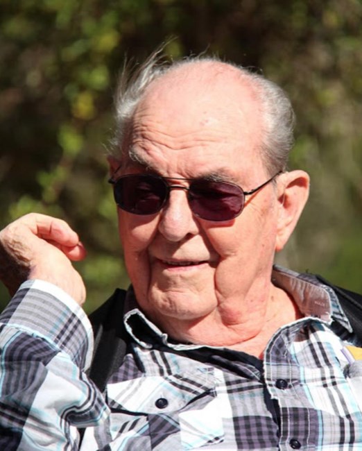 Obituary of Roland L. Houtz