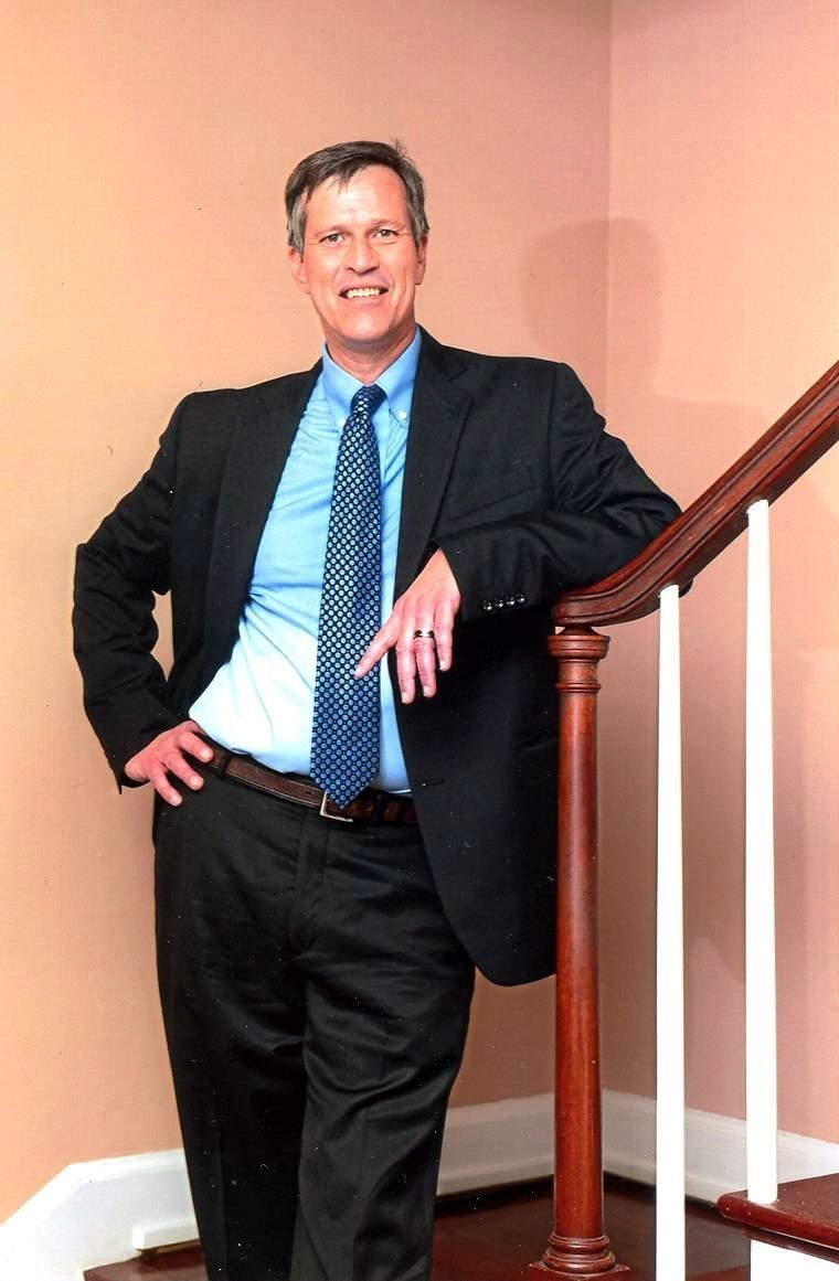 Obituary of Thomas Murray Sisson II