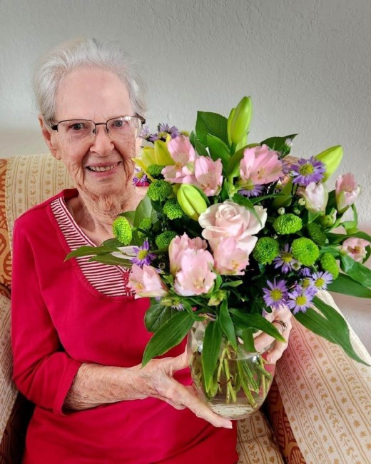 Obituary of Betty Dills