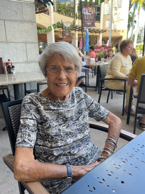 Obituary of Phyllis Markgraf Sczesnak