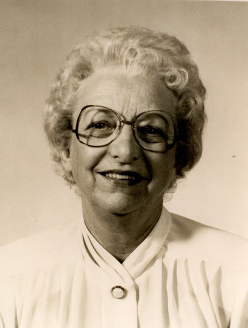 Obituary of Ruth W Moore