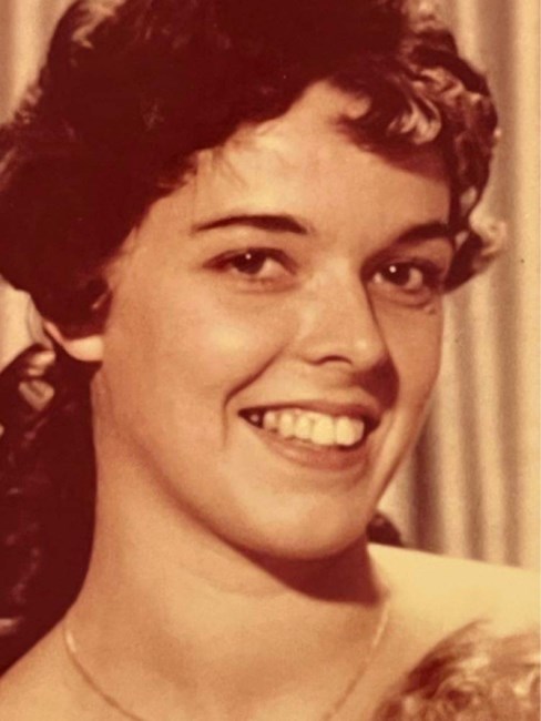 Obituary of Iris Jeannie Chiaro