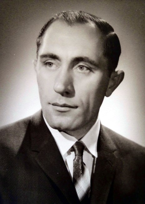 Obituary of Helmut Roth