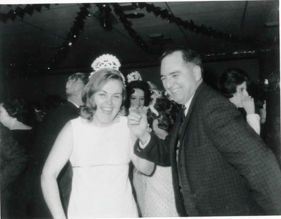 Obituary of Robert H. Curdie