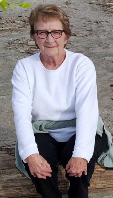 Obituary of Linda Lou Parashos
