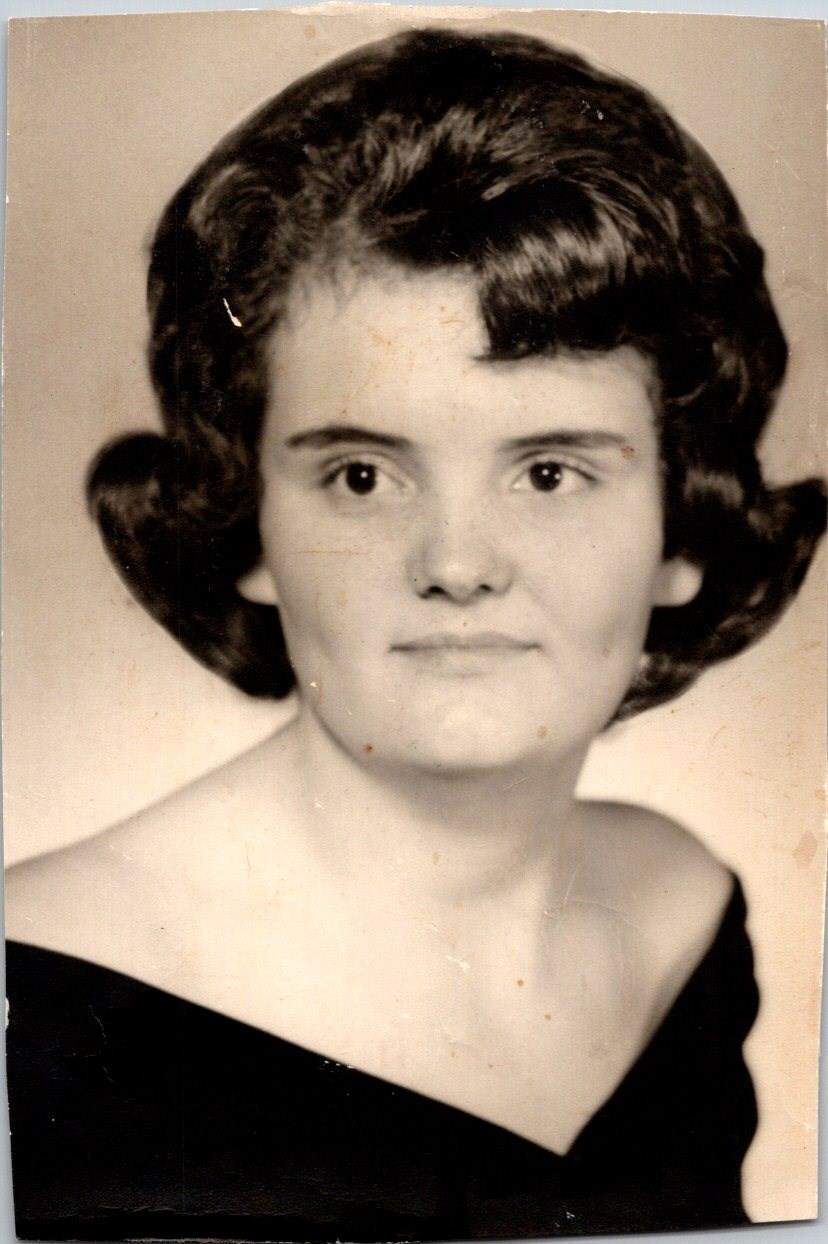 Obituary of Carolyn Moncrief