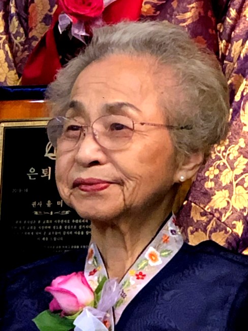 Obituary of Chang Sun Semmelrath