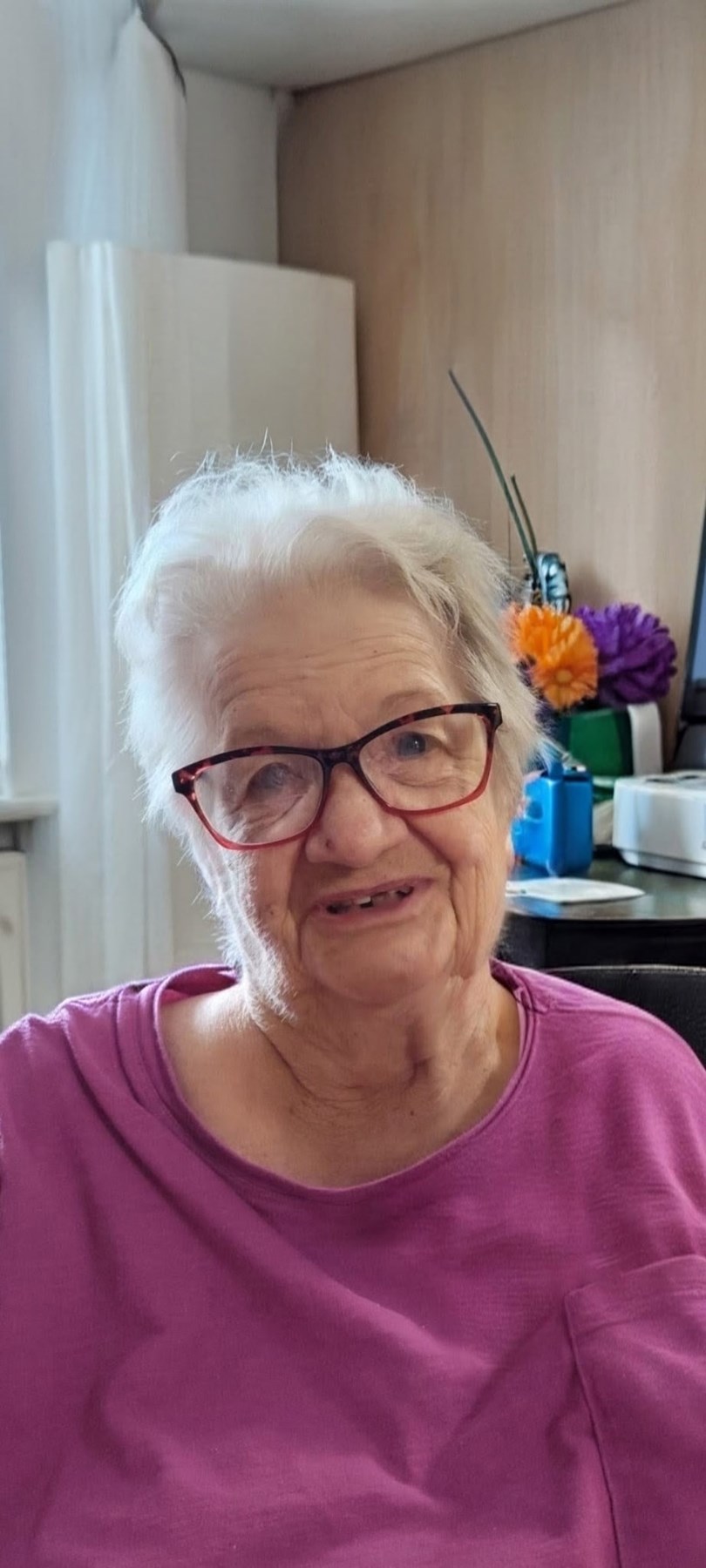 Obituary of Bea Ross