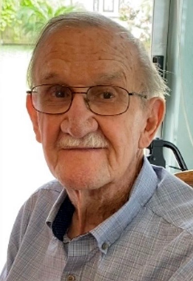 Obituario de Anton P. Kallus, Jr.