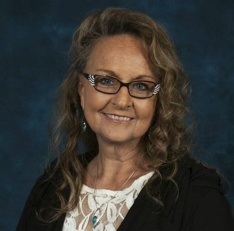 Obituary of Lesa Joy Nuzback