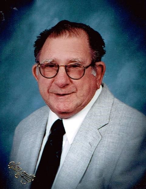 Obituary of Roy L. Wolff