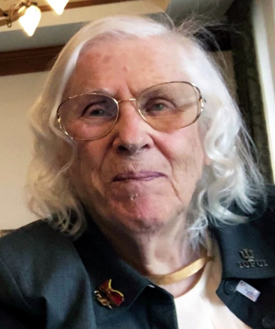 Obituary of Ruth Marion Reichmann