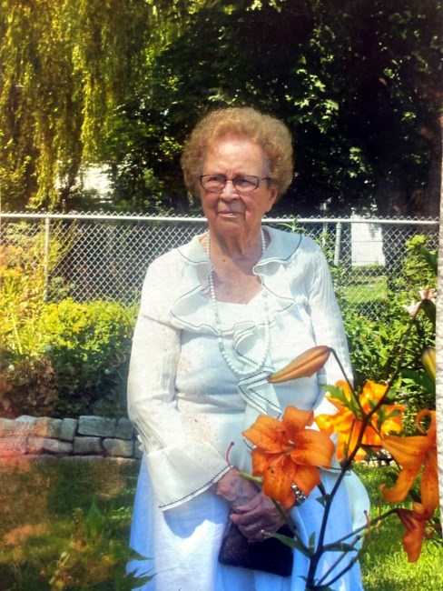 Obituary of Mabel Muriel Dunsmore