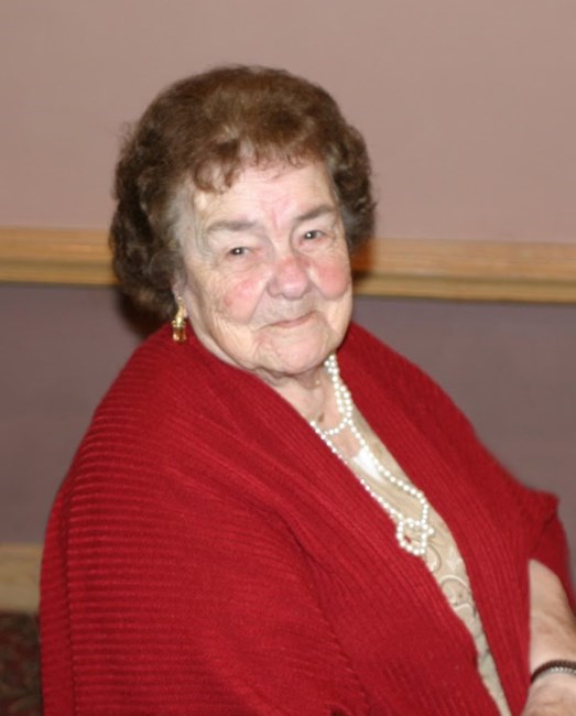 Obituary of Evelyn Pavão