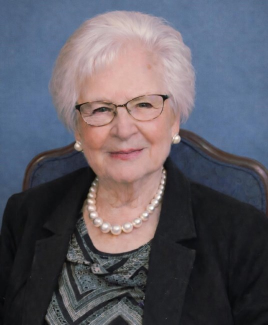 Obituary of Tina Komiss