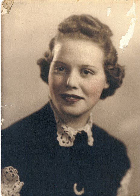 Obituary of Pauline E Pyles