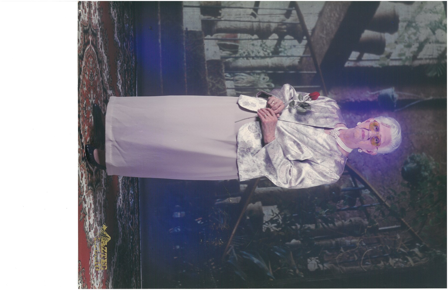 Obituary of Leonor Lopez