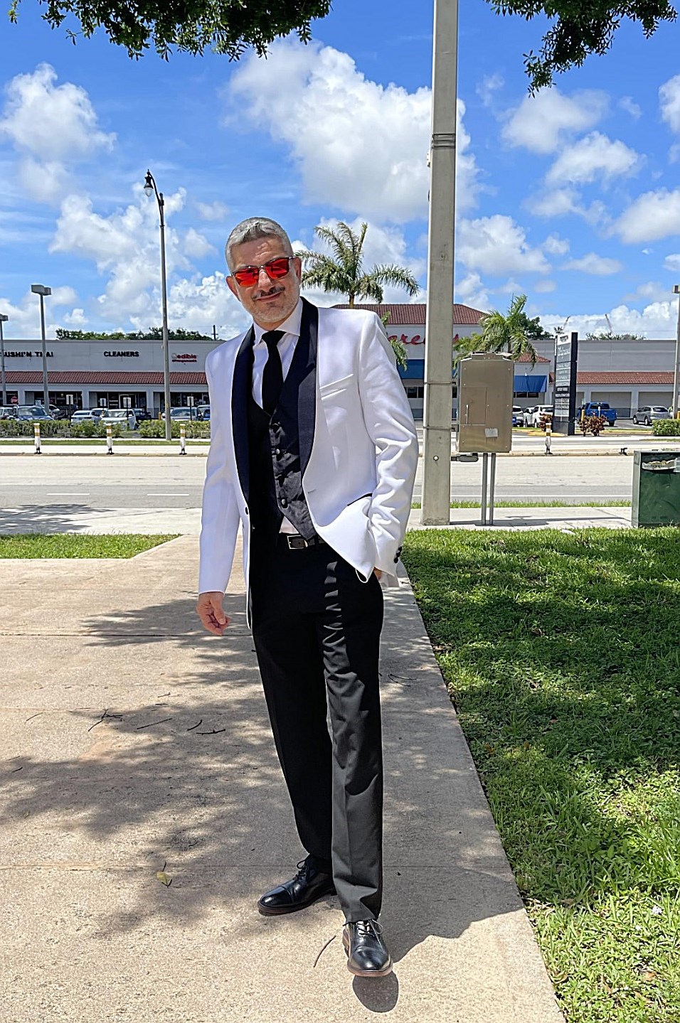 Obituary of Roberto Rodriguez Marquez