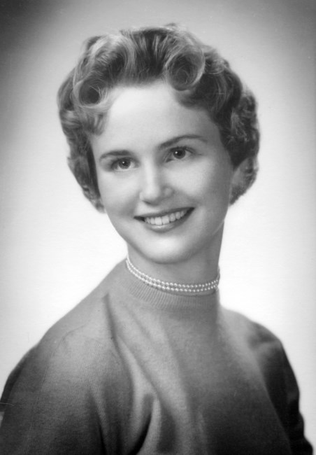 Obituary of Jean Alice Holt Robertson