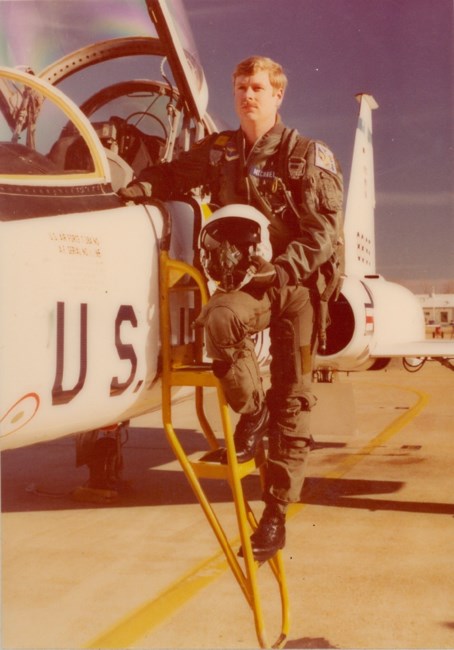 Obituary of Paul Martin Michaels