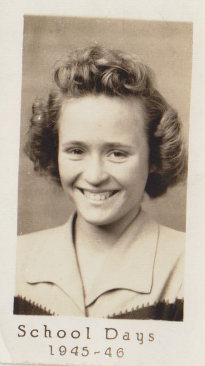 Elizabeth Riggs's Instagram, Twitter & Facebook on IDCrawl