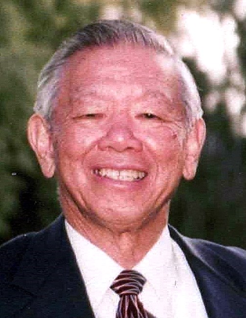 Obituario de Howard Yee