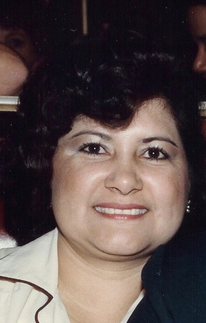 Obituario de Yolanda "Lolly" P. Vera