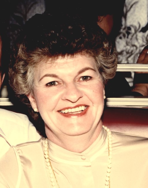 Obituary of Margaret 'Peggy' MacMullin