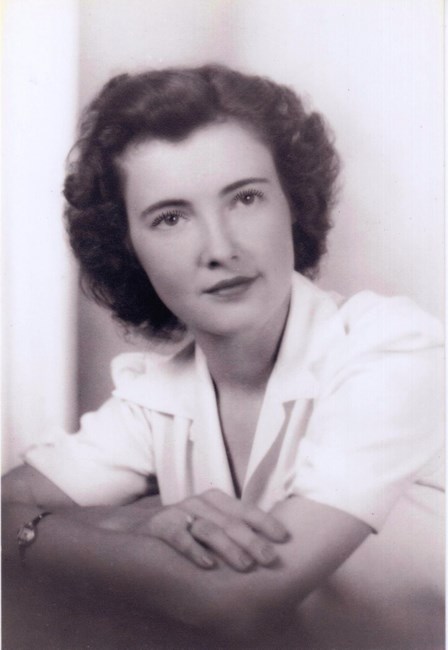 Obituary of Evelyn Lewis