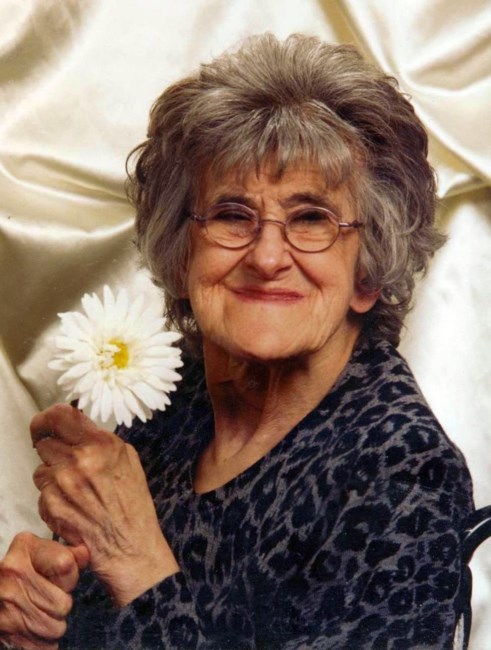 Obituary of Ladeama Marie Carmichael