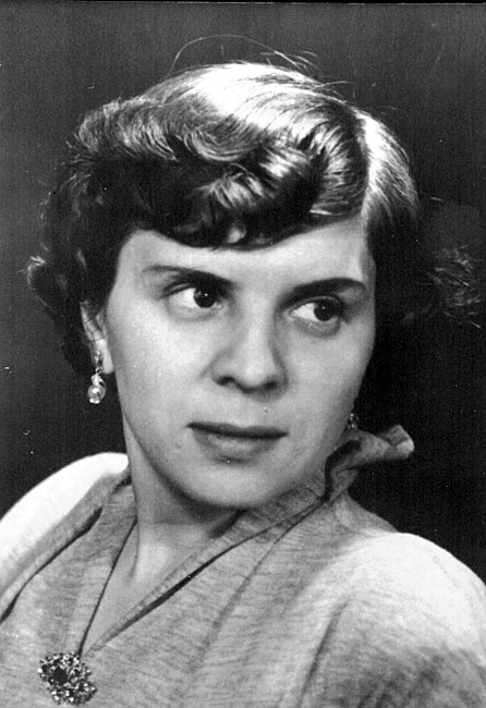 Obituary of Jeannine Marie Madeleine Chamberland MacDonald