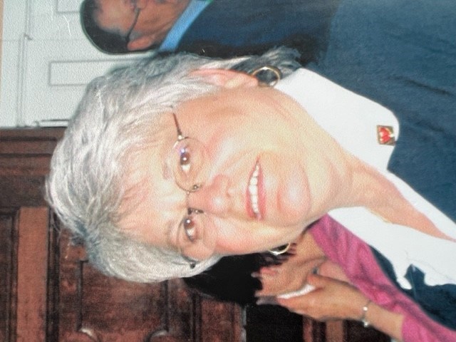 Obituary of Suzanne Leclair