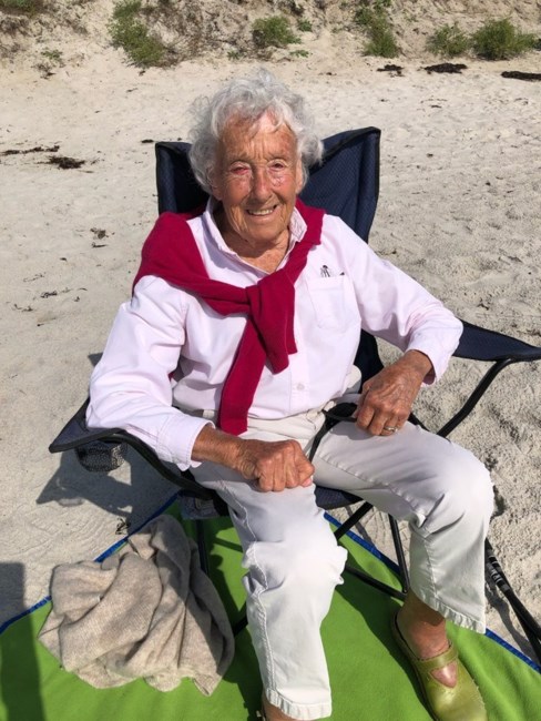 Obituary of Barbara Gulian Sawyer
