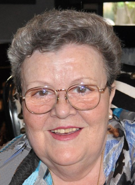 Obituario de Maria Reyes de Lemus Spiers