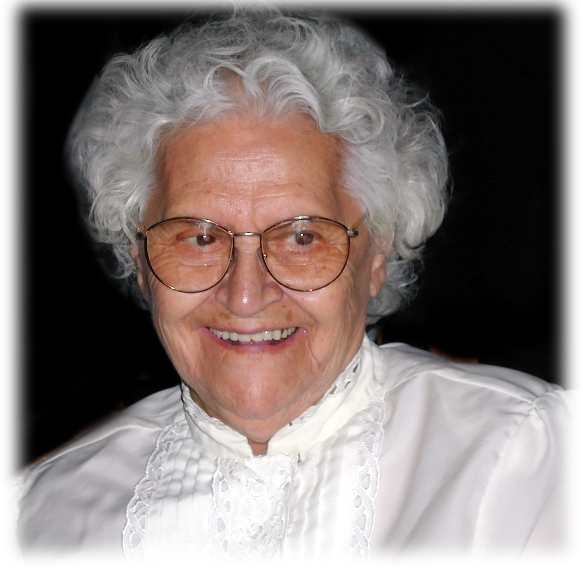 Obituary of Maria "Mary" R. Monge