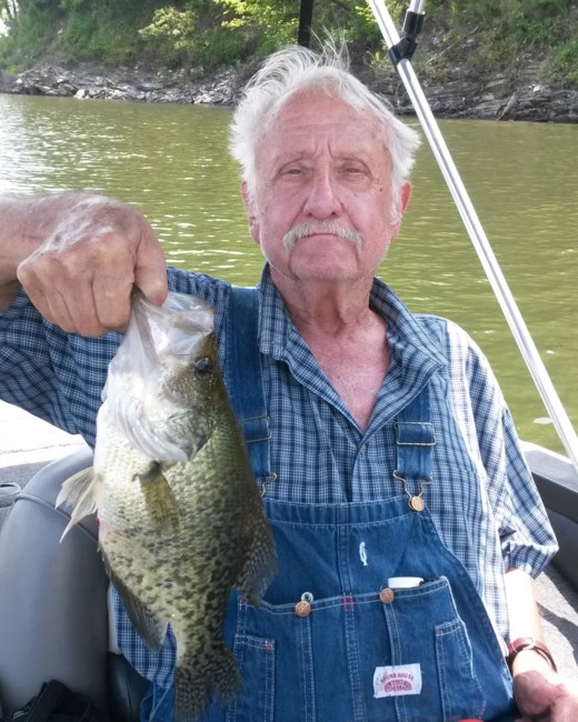 Obituary of Bennie Wayne Tschoerner