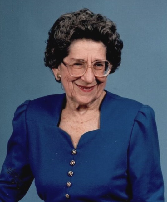 Obituario de Dr. Lois Elizabeth Frazier