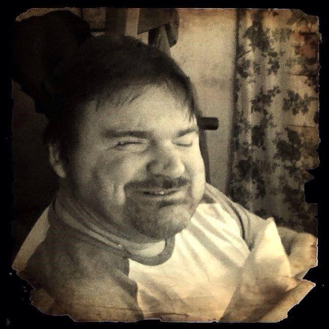 Avis de décès de James R Broad