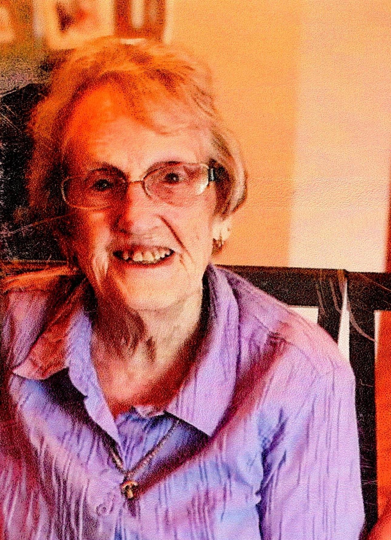 Obituary of Almira Lou Crosbie Carl