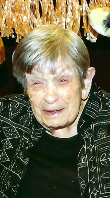 Obituary of Pauline Nina Molyneux