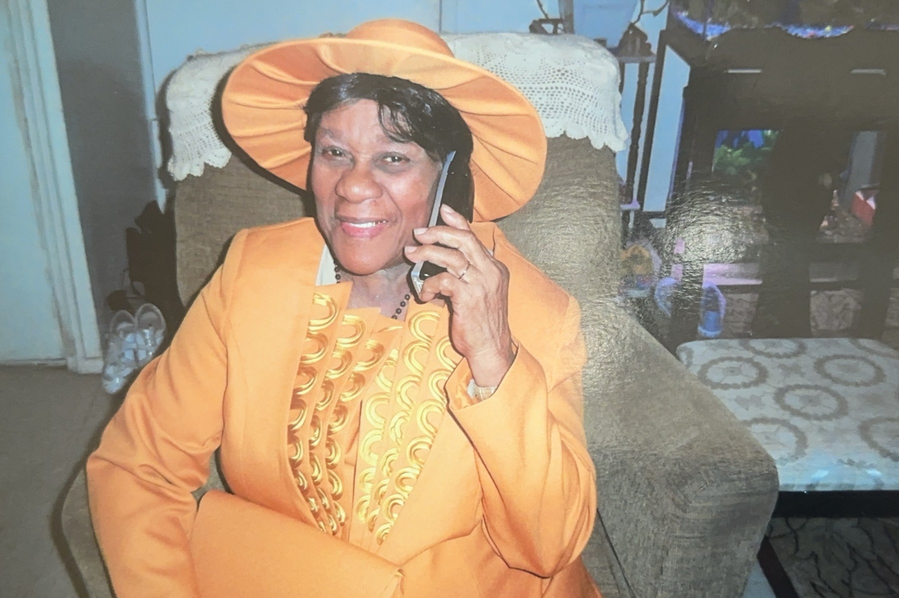 Obituary of Waveney Eileen McKenzie