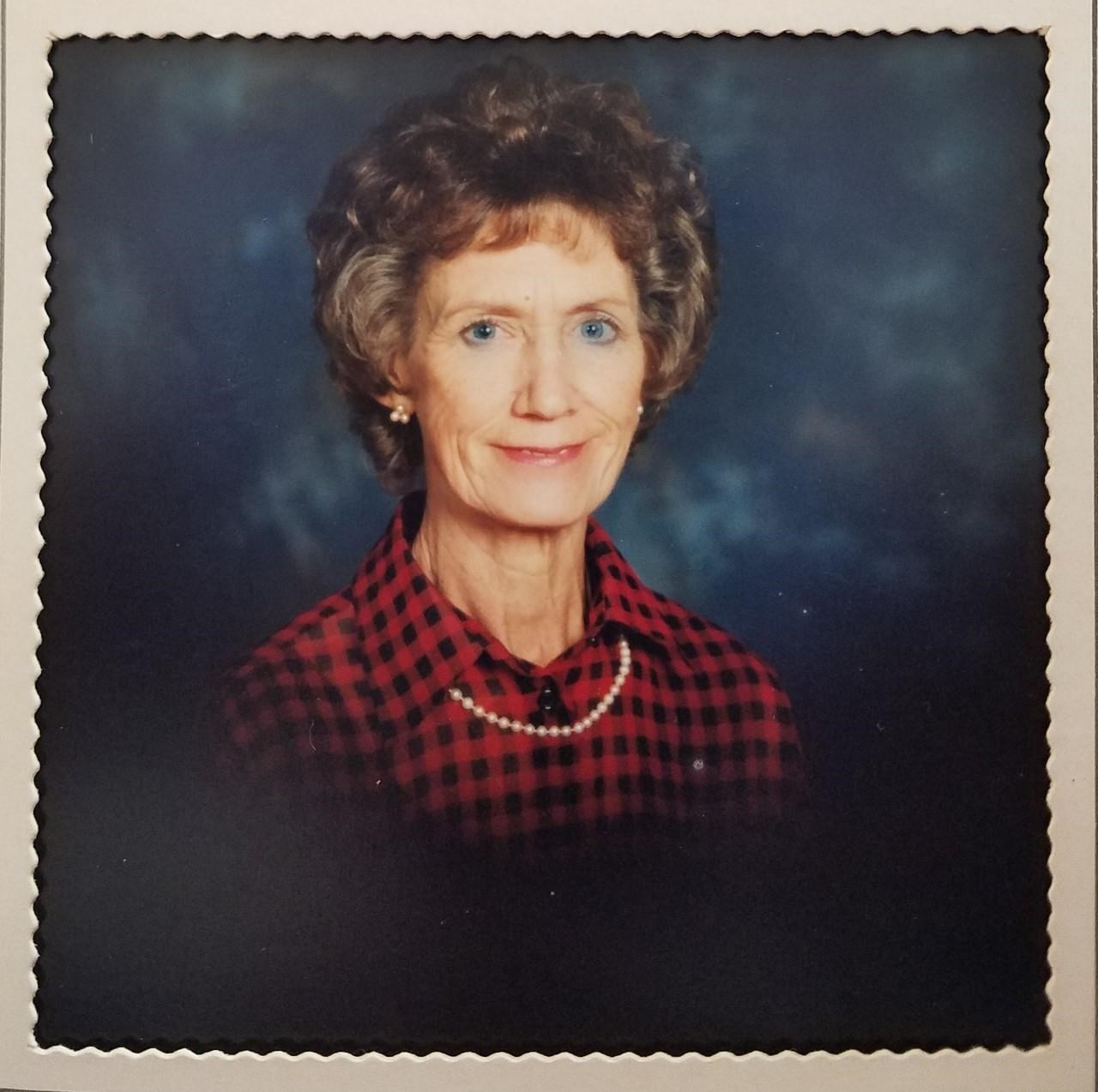 Obituary of Elizabeth "Betty" Livingstone