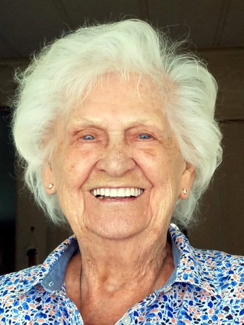 Obituary of Helen Irene Dechelle